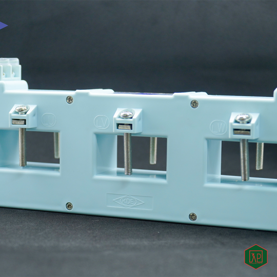 BIẾN DÒNG 3 PHA KDE63