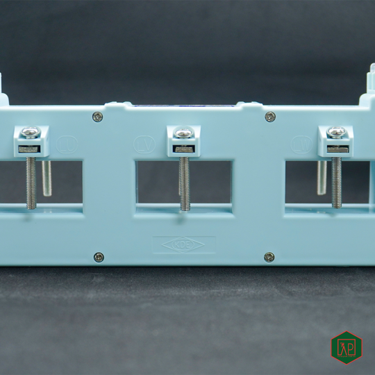 BIẾN DÒNG 3 PHA KDE63